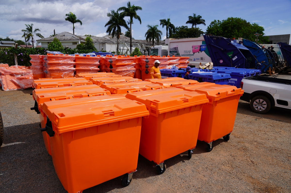 Contentores de Lixo com Rodas